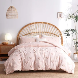 Bildenly Boho Tufted Comforter Set Queen Size Pink Heart Tufted Textured Bedding Set 3 Pieces Farmhouse Shabby Chic Embroidery Bed Set Soft Jacquard Comforter for All Season with 2 Pillowcases