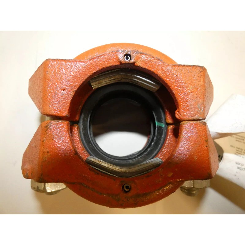 Victaulic 1.5" Style 99 Roustabout Coupling for Plain End Pipe