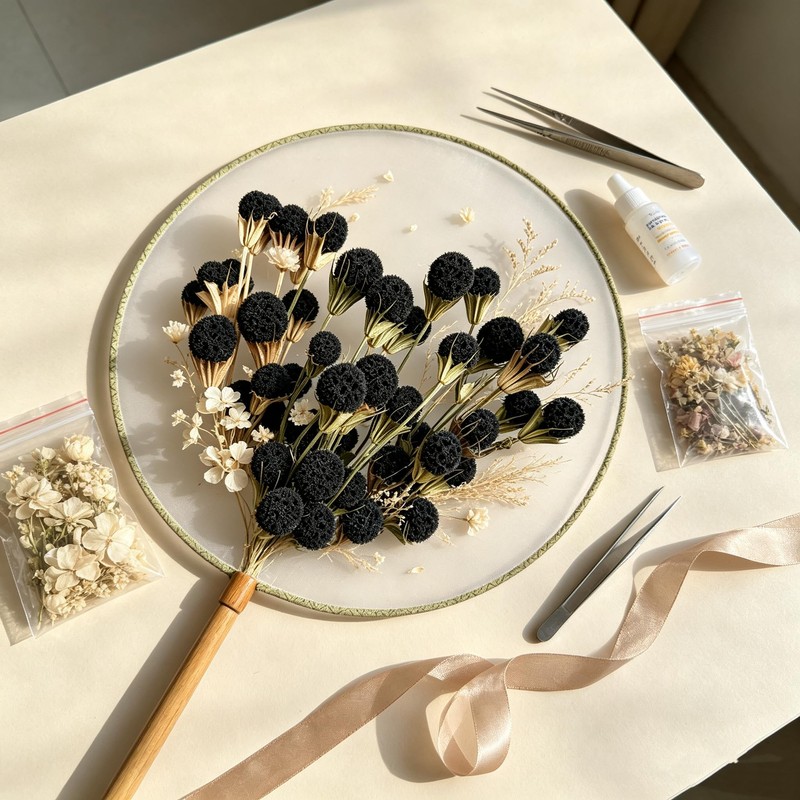 30Pcs Natural Black Dried Craspedia Billy Balls, Boho Dried Thistle