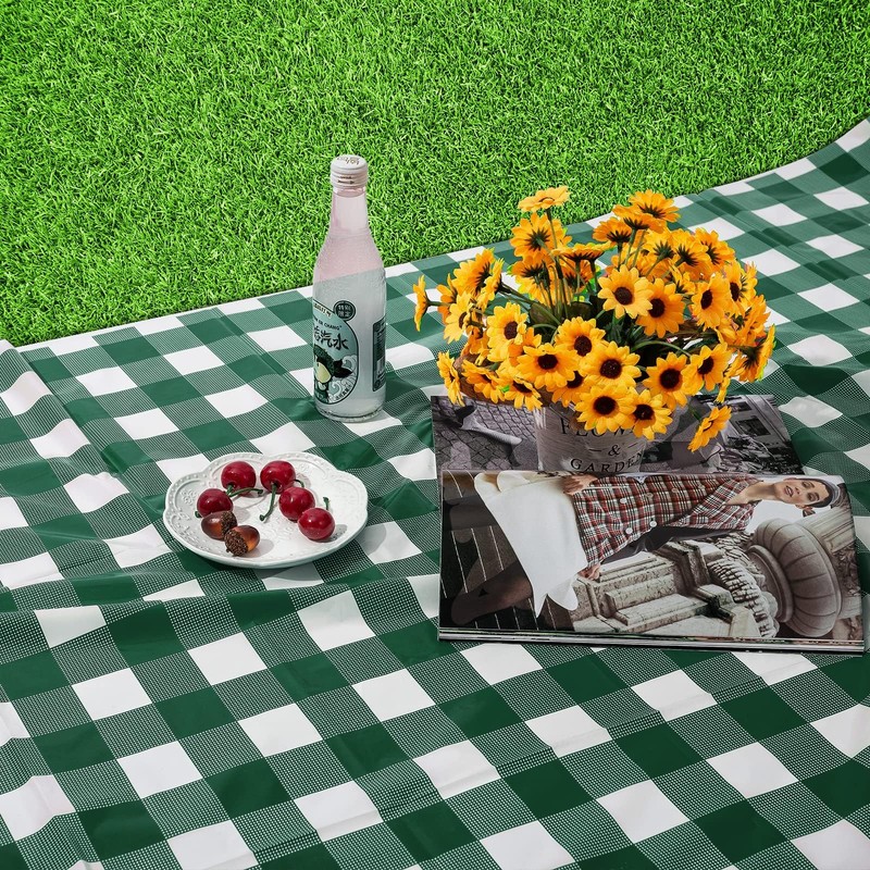 Kesfey Green 54x108 Inch Gingham Tablecloths, Plastic Disposable Checkered Waterproof
