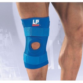 SDA Adjustable Patella Knee Stabiliser Support with Medial & Lateral STAYS by LP - Post Surgery Brace - Patella Dislocation - Arthritis Wrap Brace - Moderate Knee Sprain Support (S - 33-36.8cm)