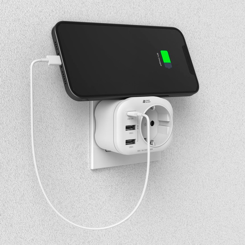 Hama Multiple Plug 4-Way (1 USB-C PD, 2 USB-A, 1