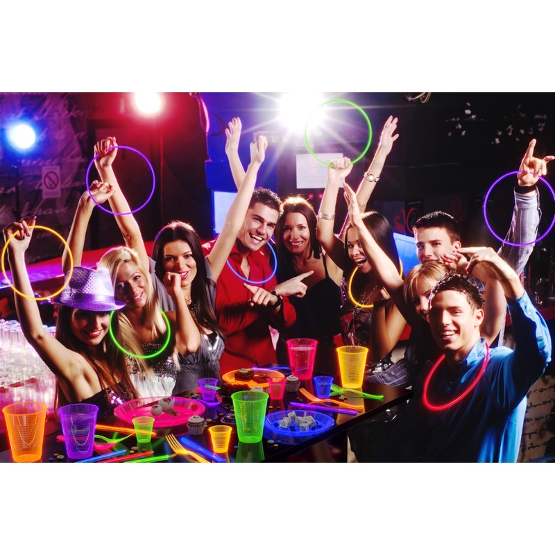 Crown Display 100 Count 22 inch. Glow Necklaces - Long