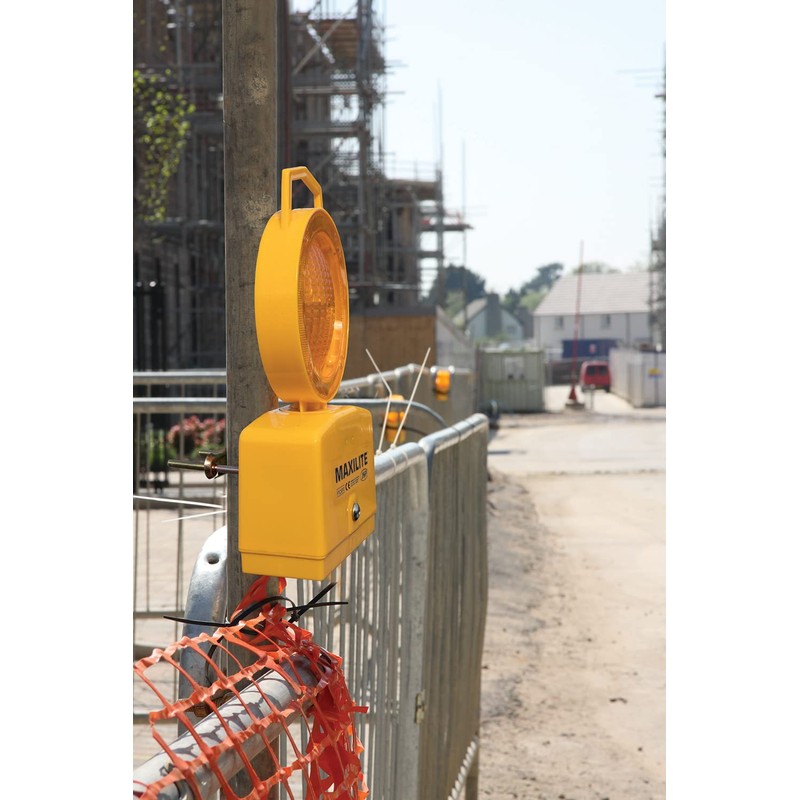 JSP maxilite with Red LED Lens (LAF060-000-600)