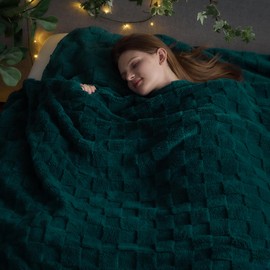 NEWCOSPLAY Super Soft Queen Blanket Dark Teal Premium Silky Flannel Fleece 3D Checkered Lightweight Bed Blanket All Season Use (Dark Teal Checkered, Queen(90"x90"))