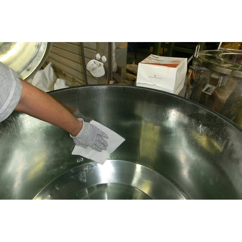 NIPPON PAPER CRECIA 60585 Crecia Wipeall X80 Cross-Like 4 Fold