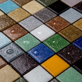 DICOFUN 40-Sheet Colorful Glass Peel and Stick Backsplash, 6.6" x 6.6" Mixed Color Stained Quartz Mosaic Tiles