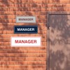 Standard Manager - Placa decorativa para puerta y pared, Black/silver,