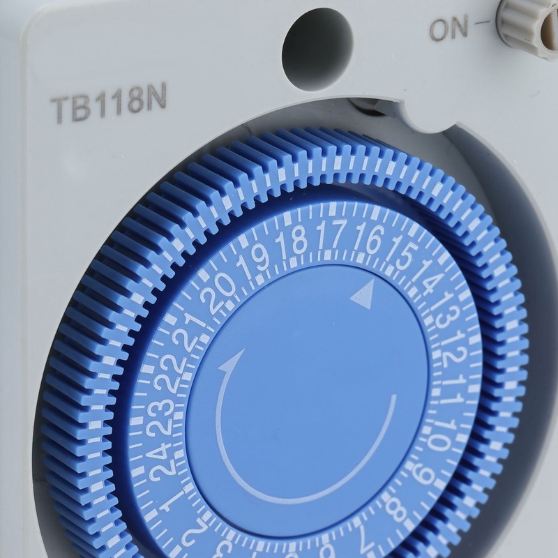 Mechanical Timer Automatic 24 Hours Low Power Consumption Time Switch