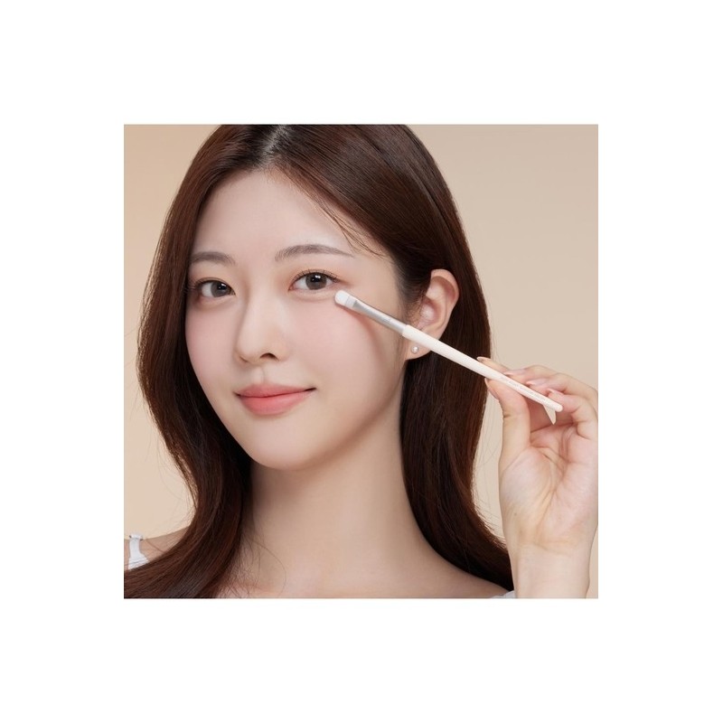 Tulip Deep Point Shadow Brush / 툴리프 딥 포인트 섀도우
