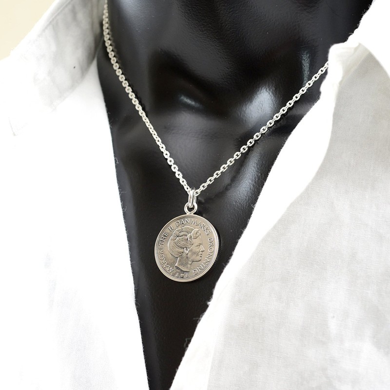 Shikui 656svn Danish 1 Krone Coin Necklace, No Gemstone