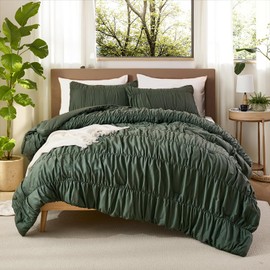 Bedbay Boho Ruched Comforter Set for King Size Bed,Dark Green Ruffle Bedding Set,3 Pcs Breathable Cotton King Comforter Bed Set,Vintage Ruffled Fluffy Quilt Comforter for All Seasons