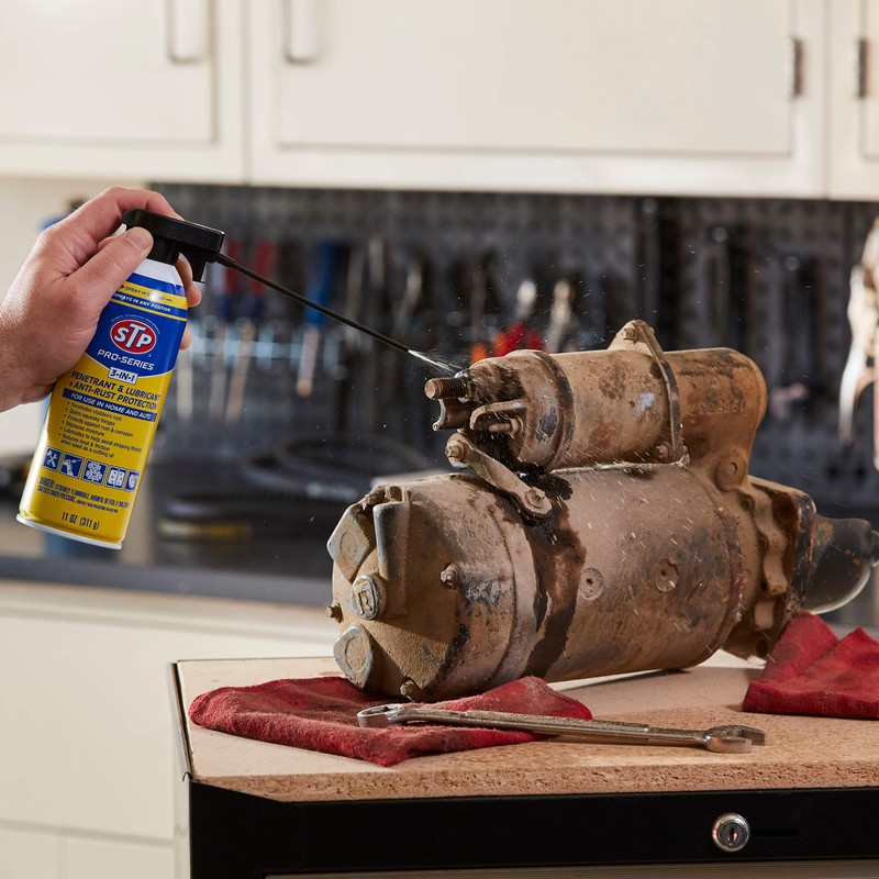 STP Pro Series Car Rust Remover, 3-in-1 Lubricant and Penetrant