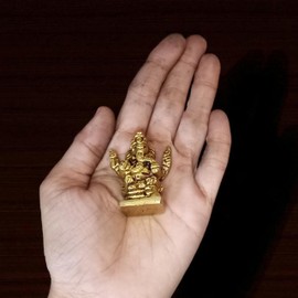 Brass Small Ganesha Statue Hindu God Idol for Home Decor | Lord Ganpati Murti 1.5" | Traditional Indian Ganesh Idol for Puja, Car Dashboard, Office Desk, Diwali, Housewarming Gift, Spiritual Figurine