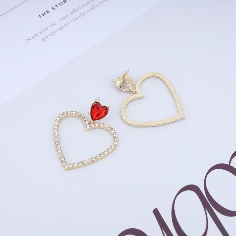 Yheakne Boho Crystal Heart Earrings Red Ruby Heart Stud Earrings