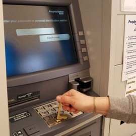 Smart Key Touch Free Tool Contactless No Touch Key Door Opener Closer Zero Contact Key to Press Elevator Button Open Door Handle Health Protection Keychain