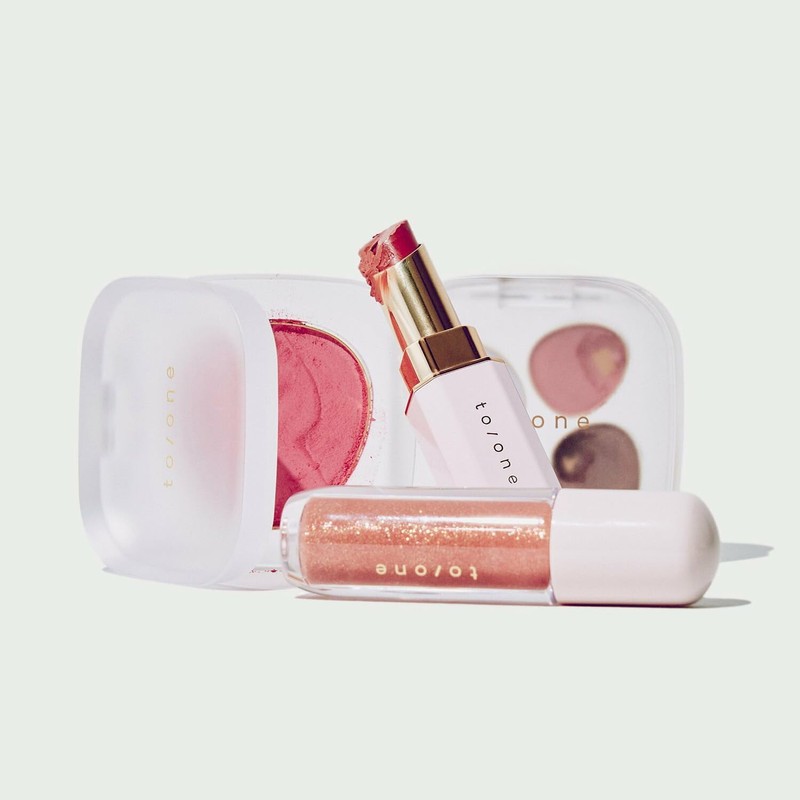 to/one (tone) Petal Float Eye Palette 04 Sweet Sorbet Eyeshadow