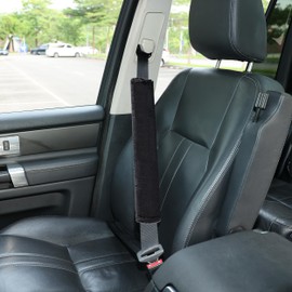 Amooca Soft Faux Fur Universal Fit Seatbelt Cover Car Truck SUV Airplane Seat Belt Shoulder Pad for Carmera Backpack Straps Neck Cushion Protector Extra Long 15.7in Black