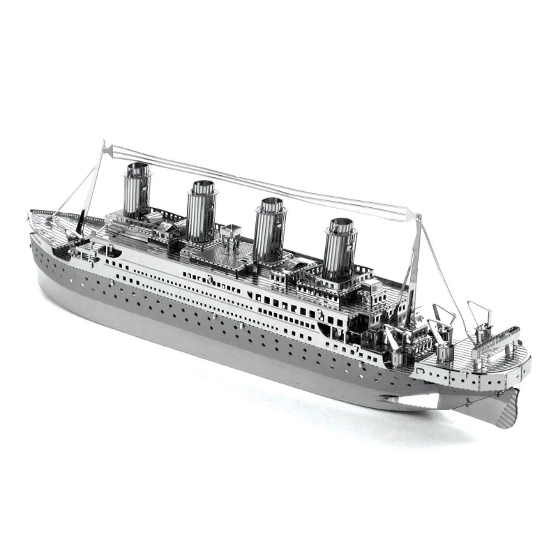 DCD Model Kit Titanic Ship Moderate Difficulty Steel Model by