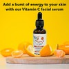 Suero Facial Con Vitamina C, Vitamina E Y Ácido Hialurónico