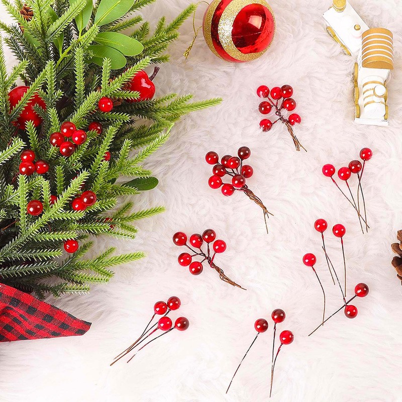 DIYASY 240 Pcs Artificial Holly Berries, Mini 10 mm Christmas