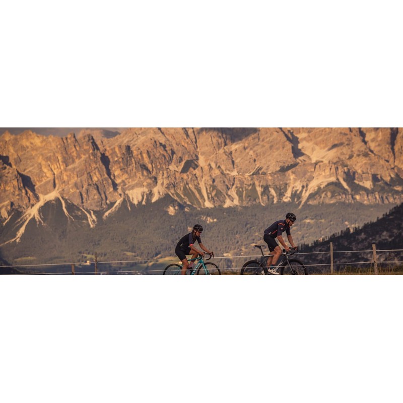 Selle Italia Novus Boost Evo Superflow Saddle: Black, L3