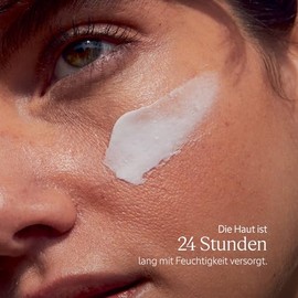 Loccitane Shea Butter Light Comforting Cream