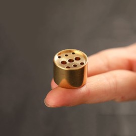 Brass Incense Stand, Mini Incense Holder, Cute, Incense Holder for Buddhist Altar, Stylish, Japanese Style, Convenient to Carry, Meditation, Study Room, Teahouse, Yoga Museum (Cylindrical, 0.6 inch (1.5 cm)