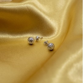 Carissima Gold Women's 9 ct White Gold 6 mm Diamond Cut Ball Stud Earrings