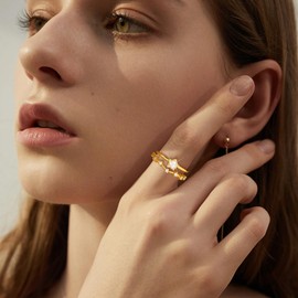 ALEXCRAFT Glitter Star Rings Gold Silver Star Women with Zirconia Adjustable Jewellery for Women Girlfriend Mum Engagement Promise Ring Jewellery
