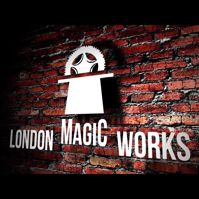 London Magic Works Magicians Silks with Tricks (Black, 18 inch)