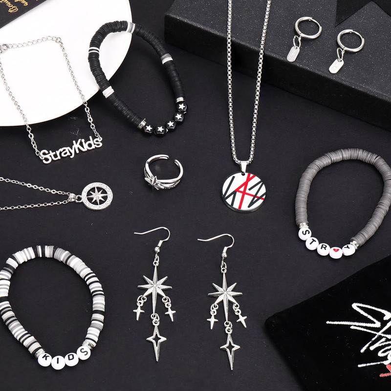12 Pcs Skz Jewelry Set, Compass Star Necklace, Rings, Bracelets,