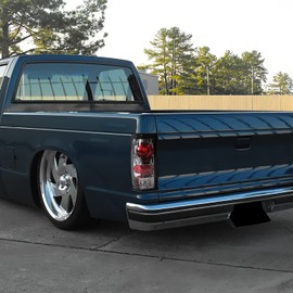 Spec-D Tuning Chrome Housing Clear Lens Tail Lights Compatible with 1982-1993 Chevy S10, 1983-1994 Chevy S10 Blazer, 1983-1990 GMC S15, 1991-1993 GMC Sonoma, Left + Right Pair Assembly