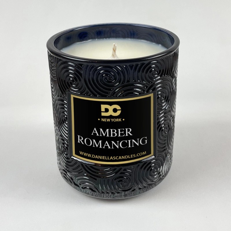 Daniella's Candles Amber Romancing Classy Luxury Candle 7oz - NEW