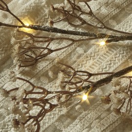 BAOLITVINE Baby Breath Garland with Lights Battery Operated with Timer 6FT 48 Lights, Lighted Flower Garland for Inside Outside Home Fireplace Mantel Wedding Decoration