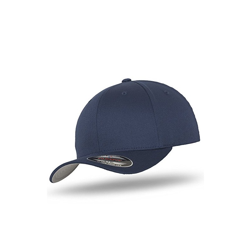 Flexfit Baseball Cap in Bundle with UD Skull Bandana in