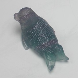 HLbshi Hand Carved Gemstone Natural Fluorite Crystal sea Lion Figurine Animal Carving Statue Office Home Decor 70mm