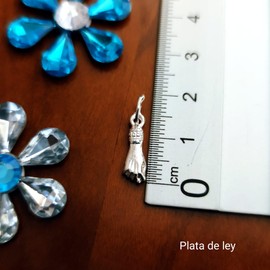 Minoplata 925 Sterling Silver Lucky Fig Hand Small Pequeño Sterling Silver No Gemstone, Sterling Silver, No Gemstone