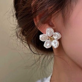Cybche Boho White Enamel Flower Earrings Flower Stud Earrings Baroque Pearl Earrings Large Pearl Flower Earrings Jewellery For Women, Zinc, No Gemstone