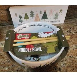 Dr. Seuss Ramen Noodle Bowl. Grinch Bowl. Grinch Dinnerware.