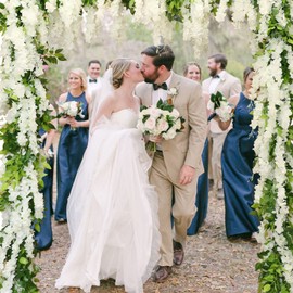 Apeair Wisteria Artificial Flowers Garland, 2Pcs Total 14.4ft Silk Faux Wisteria Vine Kit, Hanging Flower Plant for House Outdoor Garden Ceremony Outside Wedding Arch Floral Decor (2, White)