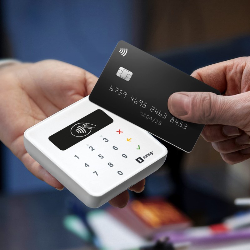 sumup Air mobile card terminal for contactless payments with Credit