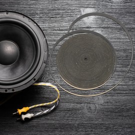 DOITOOL 1 Rolle Schaumstoff-Klebeband für Schalldämmung und Abdichtung von Lautsprechern, EVA-Band für Vibrationen und Verbesserung der Klangqualität
