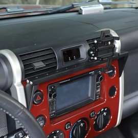 LLKUANG Car Instrument Panel Track Mobile Phone Holder Trim for Toyota FJ Cruiser 2007-2021 Central Control Air Vent Multifunctional Mobile Phone Holder (Style 1-B)