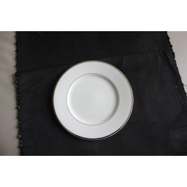 MIKASA "CAMEO PLATINUM"  HK301-202 (1) 8-1/2"  SALAD PLATE