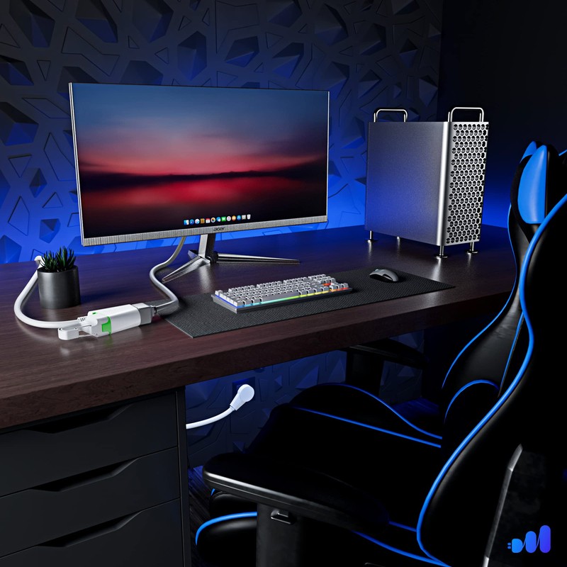 Maximm 360° Rotating Flat Plug Extension Cord 10 ft White,