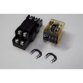 IDEC RH2B-UL 120VAC Relay Coil & SH2B-05 Relay Socket