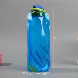 GDQQOYWQT Faltbare Trinkflasche,2 Stück Faltbare Wasserflaschen, 700ML Trinkflasche Faltbar,Tragbarer Zusammenklappbare Wassersack,Faltbare Flexible Wasserflasche für Unisex Adult