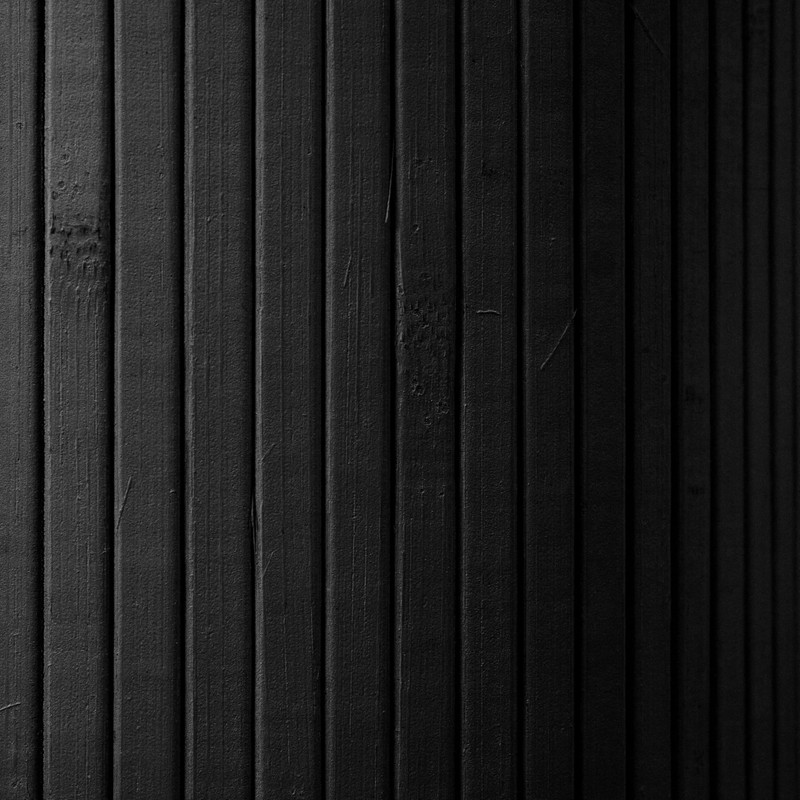 Red Lantern 2 ft. Short Bamboo Wave Screen - Black