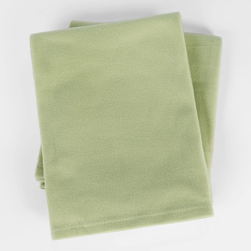 Dreamscene Warm Polar Fleece Throw Over Super Soft Luxury Sofa